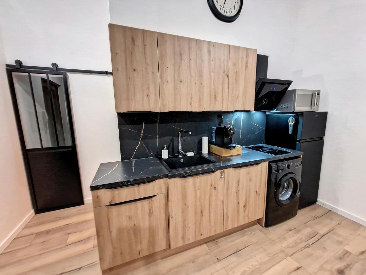 Nimes: Appartement L'Auguste Centre-Ville. Εξωτερικό φωτογραφία